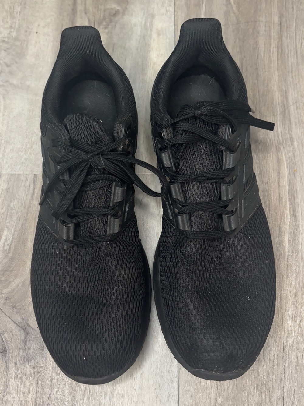 Adidas Men's Black Breathable Athletic Sneakers Size 10